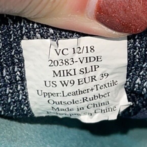 Olukai   - Picture 9 of 10